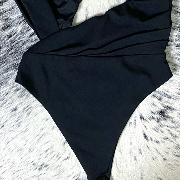 ATOIR V-NECK BEAD STRAP BODYSUIT, BLACK SZ US/4 NWT! - Picture 5 of 8